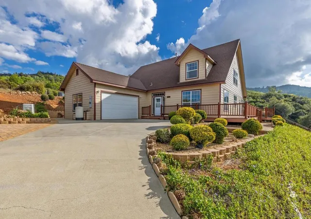 1st image of 16913 Harrison Park Trl, Julian, CA 92036 | MLS# 260012548SD