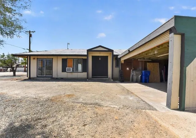 Photo 2 of Single family home for sale at 2367 Oahu Ln, Thermal, CA 92274 | MLS# 219148290DA | Listing updated on 2026-09-23