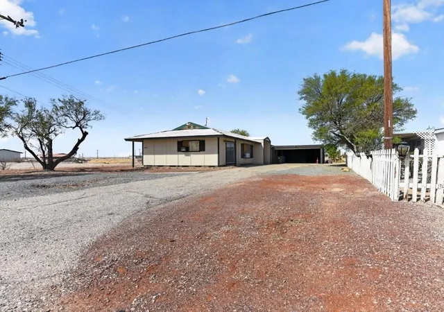 Photo 3 of Single family home for sale at 2367 Oahu Ln, Thermal, CA 92274 | MLS# 219148290DA | Listing updated on 2026-09-23