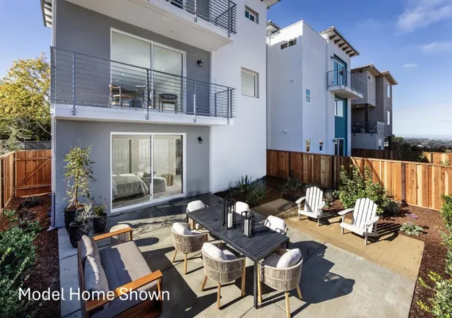 2nd image of 811 Altino Blvd, San Jose, CA 95136 | MLS# ML82048366