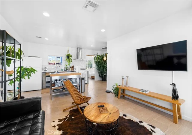Photo 3 of Single family home for sale at 61879 Valley View Cir, Joshua Tree, CA 92252 | MLS# JT26112408 | Listing updated on 2026-09-10