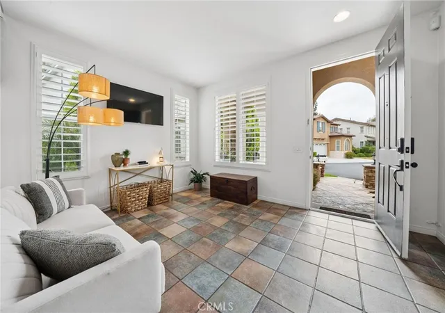 3rd image of 24367 Alyssum, Valencia, CA 91354 | MLS# SR26112309