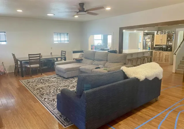 31st image of 728 Toulon Ct, San Diego, CA 92109 | MLS# NDP2604992