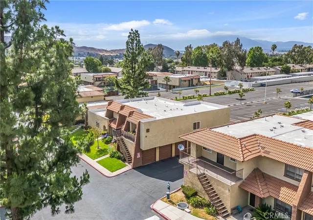 Homes for sale in Grand Terrace, CA | 12420 Mount Vernon, Grand Terrace, CA 92313 | Houzeo