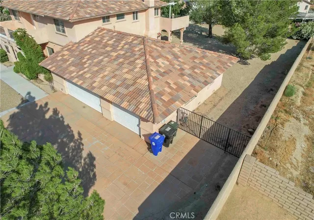 4th image of 18633 Kamana, Apple Valley, CA 92307 | MLS# HD26111620