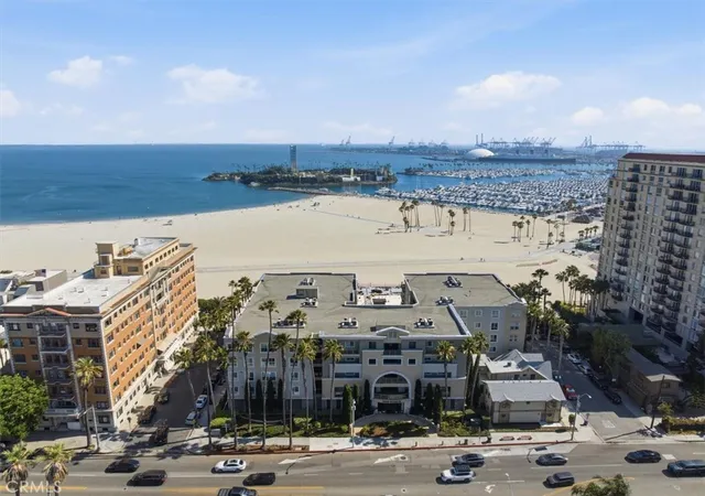 Homes for sale in Long Beach, CA | 1000 E Ocean, Long Beach, CA 90802