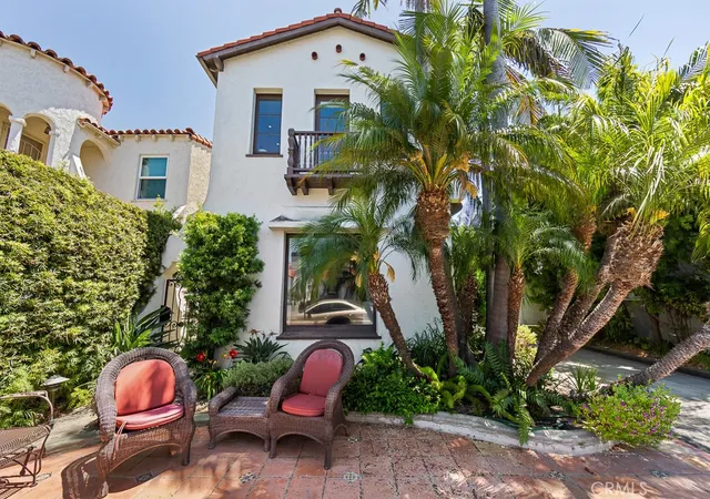 Homes for sale in Long Beach, CA | 170 Saint Joseph, Long Beach, CA 90803 | MLS# RS26112458