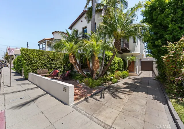 Homes for sale in Long Beach, CA | 170 Saint Joseph, Long Beach, CA 90803 | MLS# RS26112458