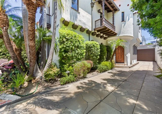 Homes for sale in Long Beach, CA | 170 Saint Joseph, Long Beach, CA 90803 | MLS# RS26112458