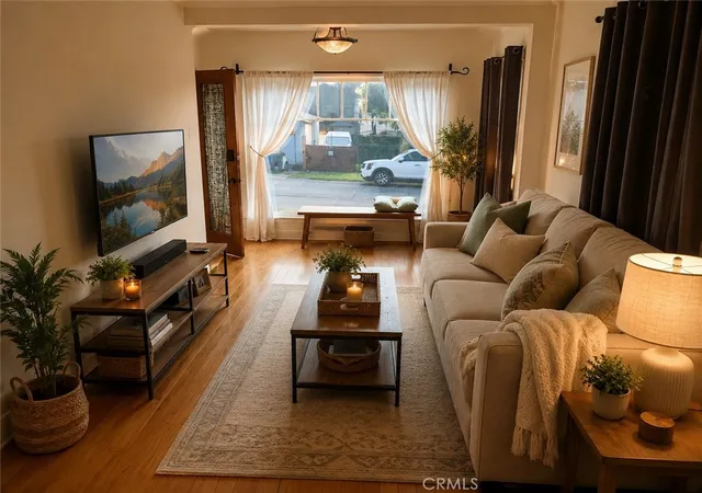 3rd image of 5509 Eaton, Los Angeles, CA 90042 | MLS# PW26112471