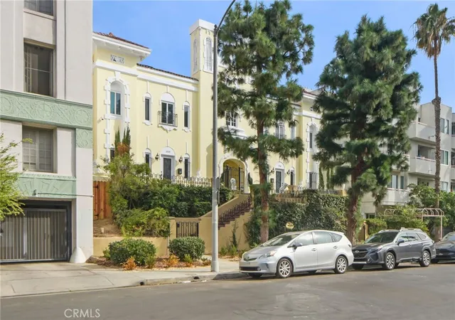 3rd image of 326 S Kingsley, Los Angeles, CA 90020 | MLS# WS26112528