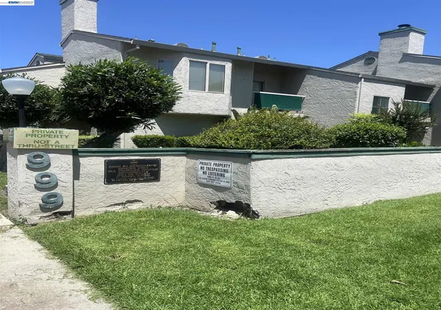 1st image of 999 Porter Ave #4, Stockton, CA 95207 | MLS# 41135845