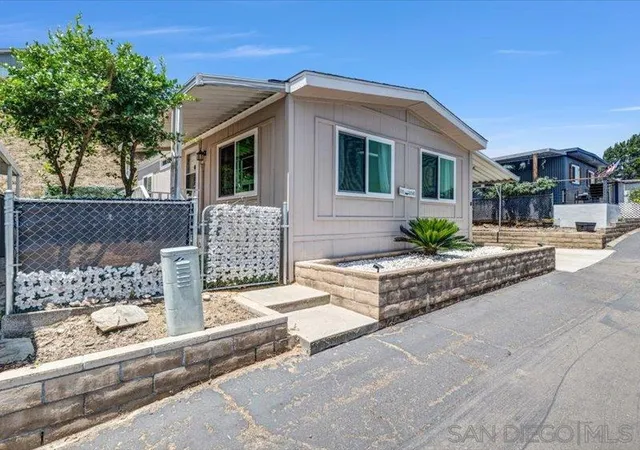 3rd image of 14291 Rios Canyon Rd #13, El Cajon, CA 92021 | MLS# 260012592SD