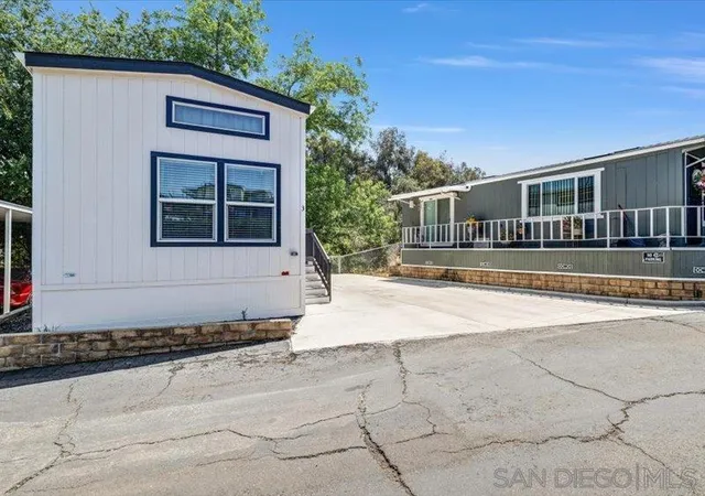 5th image of 14291 Rios Canyon Rd #3, El Cajon, CA 92021 | MLS# 260012594SD