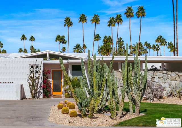 Photo 1 of Condo for sale at 280 E Avenida Granada, Palm Springs, CA 92264 | MLS# 26838075PS | Listing updated on 2026-10-08