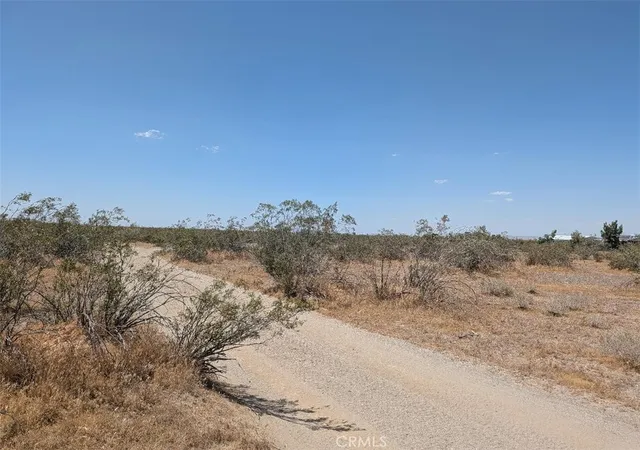 Photo 3 of Land for sale at 7 Dos Palmas, Pinon Hills, CA 92372 | MLS# IV26112627 | Listing updated on 2026-06-17