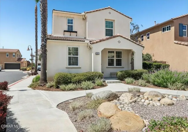 Homes for sale in Simi Valley, CA | 2922 Encina Ln, Simi Valley, CA 93065 | MLS# 226002434