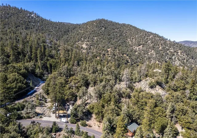 Homes for sale in Pine Mountain Club, CA | 1301 Bernina Dr, Pine Mountain Club, CA 93222 | MLS# SR26112644