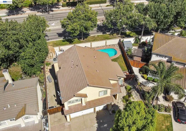 37th image of 1110 Plymouth Dr, Tracy, CA 95376 | MLS# 41135865