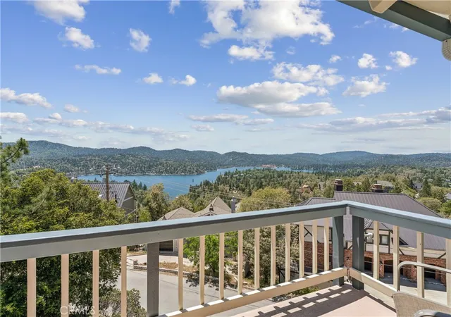 Photo 1 of Single family home for sale at 1369 Yellowstone, Lake Arrowhead, CA 92352 | MLS# IG26112530 | Listing updated on 2026-10-06