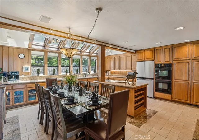 Photo 4 of Single family home for sale at 1369 Yellowstone, Lake Arrowhead, CA 92352 | MLS# IG26112530 | Listing updated on 2026-10-06