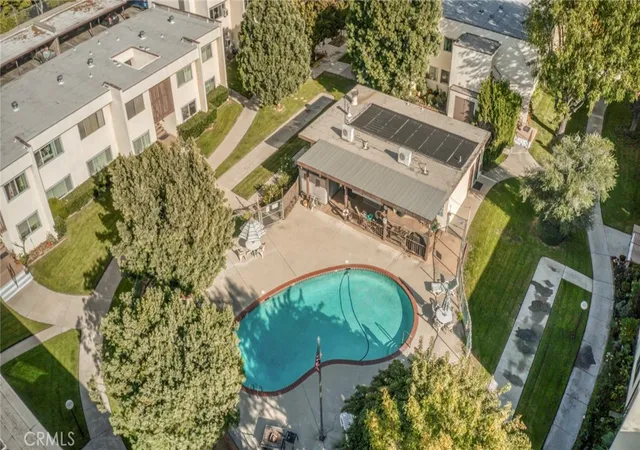 1st image of 11813 Runnymede St #43, North Hollywood, CA 91605 | MLS# BB26109915