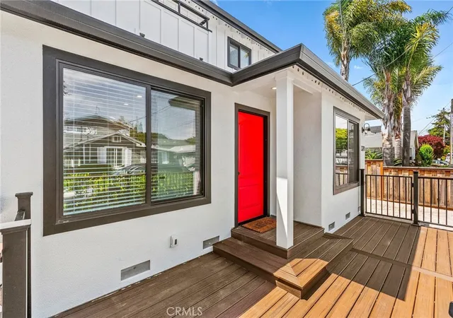 Photo 2 of Sale Pending at 321 9th Avenue, Santa Cruz, CA 95062 | MLS# FR26112700 | Listing updated on 2026-06-14