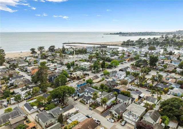 Photo 57 of Sale Pending at 321 9th Avenue, Santa Cruz, CA 95062 | MLS# FR26112700 | Listing updated on 2026-06-14