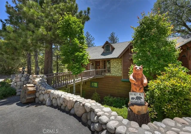 2nd image of 27487 Matterhorn, Lake Arrowhead, CA 92352 | MLS# IG26112741