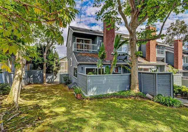 Homes for sale in Redondo Beach, CA | 1917 Nelson Avenue #E, Redondo Beach, CA 90278 | MLS# SB26112748