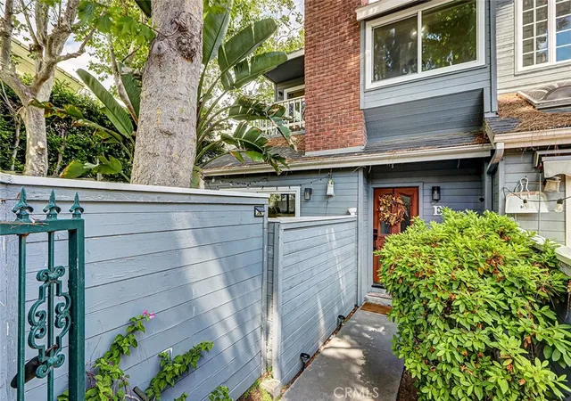 Homes for sale in Redondo Beach, CA | 1917 Nelson Avenue #E, Redondo Beach, CA 90278 | MLS# SB26112748