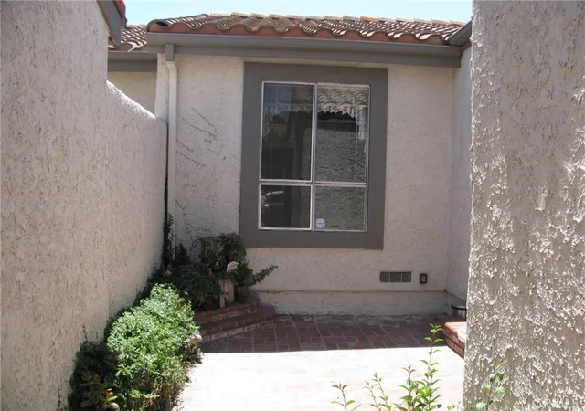 Photo 3 of Townhouse for sale at 11431 Tampa Ave #84, Porter Ranch, CA 91326 | MLS# SR26108424 | Listing updated on 2026-09-26