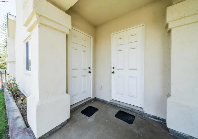 Homes for sale in Newport Beach, CA | 1622 Pegasus St, Newport Beach, CA 92660 | MLS# 41135880