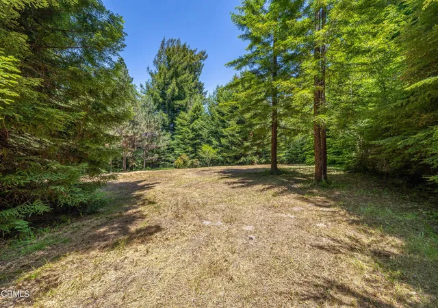 5th image of 15620 Shane Dr, Fort Bragg, CA 95437 | MLS# C1-11406