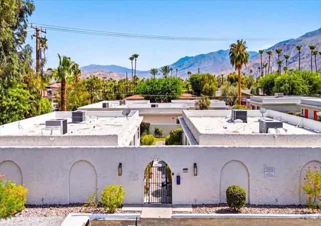 Photo 1 of Condo for sale at 835 E Vista Chino #4, Palm Springs, CA 92262 | MLS# 219148325DA | Listing updated on 2026-10-06