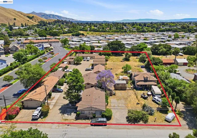 47th image of 585 Old Canyon Rd, Fremont, CA 94536 | MLS# 41135884
