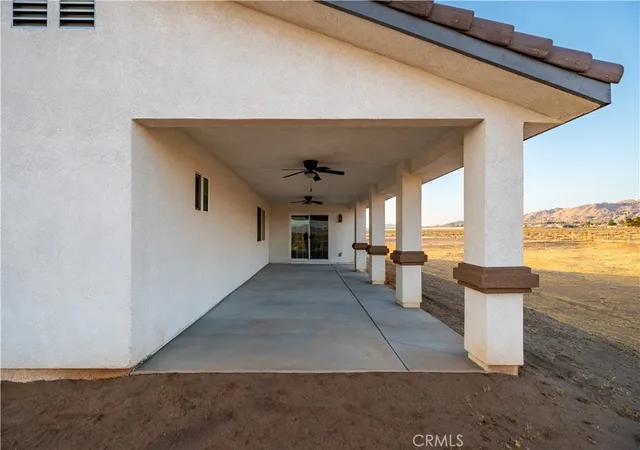 4th image of 16925 Nanticoke, Apple Valley, CA 92307 | MLS# HD26112525