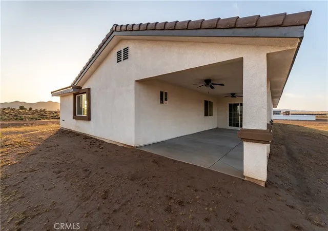 5th image of 16925 Nanticoke, Apple Valley, CA 92307 | MLS# HD26112525