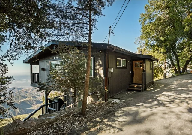 3rd image of 31537 Old City Creek, Running Springs, CA 92382 | MLS# IG26112856