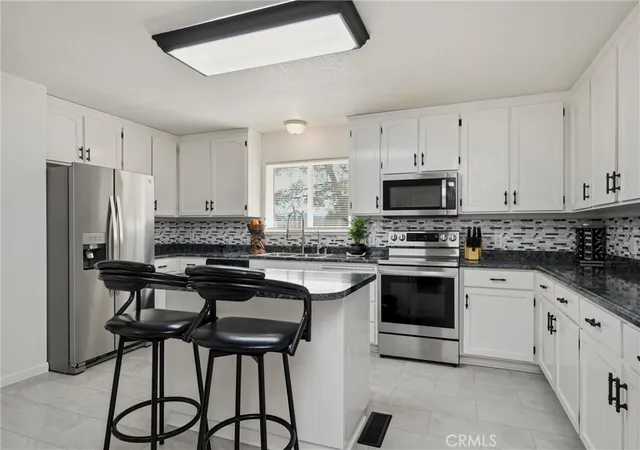 Photo 1 of Single family home for sale at 18685 Oak Grv, Hidden Valley Lake, CA 95467 | MLS# LC26108355 | Listing updated on 2026-09-25