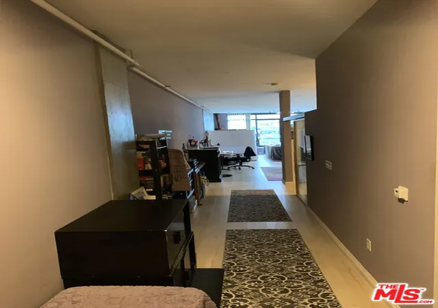2nd image of 1111 S Grand Ave #804, Los Angeles, CA 90015 | MLS# 26838009