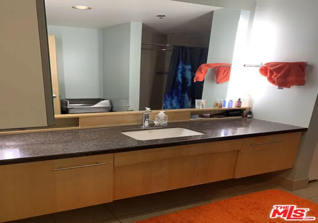 4th image of 1111 S Grand Ave #804, Los Angeles, CA 90015 | MLS# 26838009