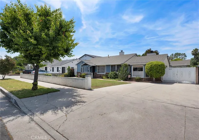 1st image of 18918 Chase, Northridge, CA 91324 | MLS# SR26112934