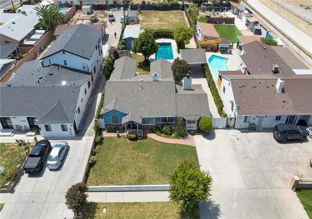 3rd image of 18918 Chase, Northridge, CA 91324 | MLS# SR26112934