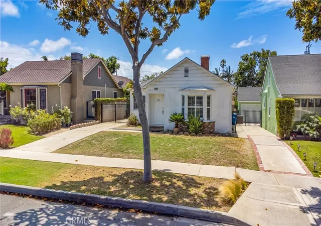 Homes for sale in Inglewood, CA | 320 W 64th St, Inglewood, CA 90302 | MLS# IN26113044