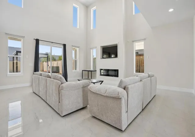 4th image of 2362 Interlaken Ct, Lodi, CA 95242 | MLS# ML82048449