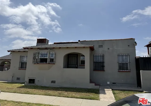 2nd image of 1501 W 87th St, Los Angeles, CA 90047 | MLS# 26838321