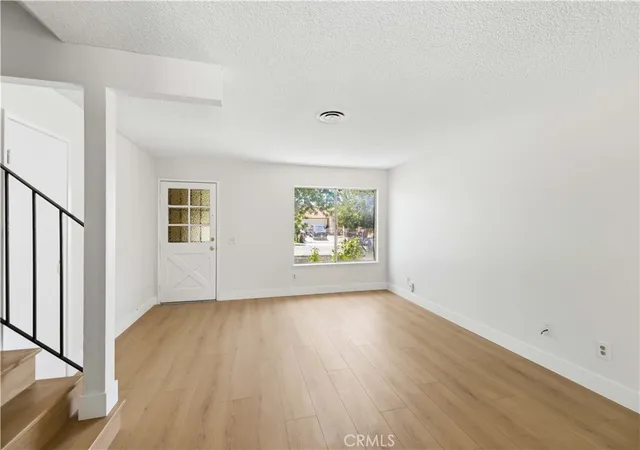 Photo 4 of Single family home for sale at 37642 Cluny, Palmdale, CA 93550 | MLS# SR26113129 | Listing updated on 2026-10-06