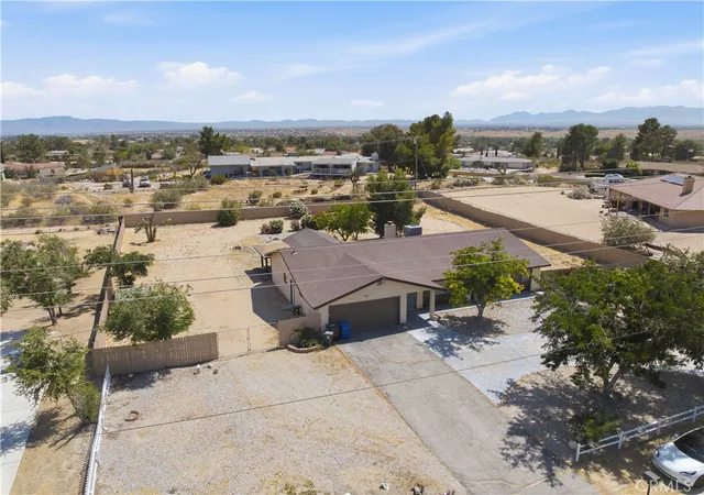 2nd image of 18405 Owatonna, Apple Valley, CA 92307 | MLS# HD26113141