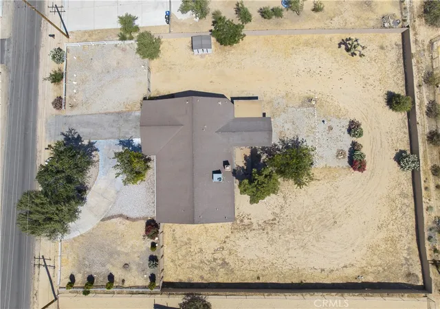 3rd image of 18405 Owatonna, Apple Valley, CA 92307 | MLS# HD26113141